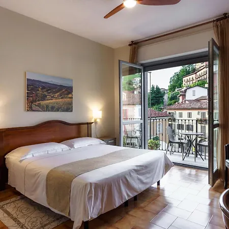 Il Grappolo D'oro Монфорте-д'Альба