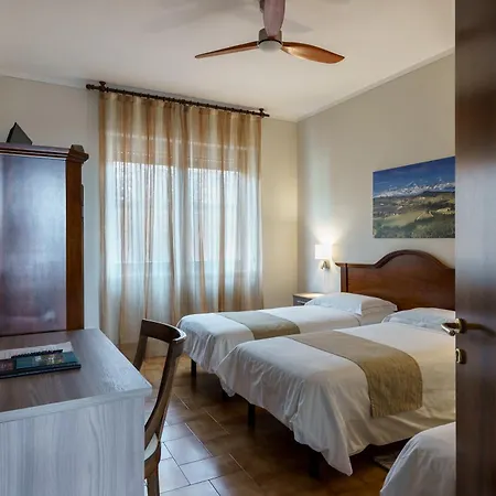 Il Grappolo D'oro 3* Monforte dʼAlba