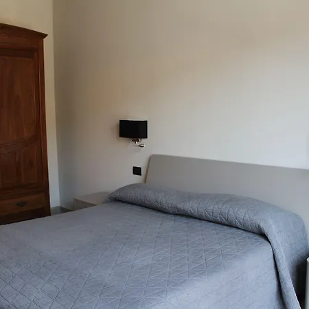 Il Grappolo D'oro Monforte dʼAlba