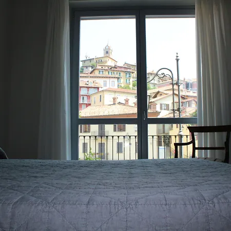 Il Grappolo D'oro 3* Monforte dʼAlba