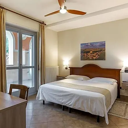 Hotel Il Grappolo D'oro Monforte D'Alba