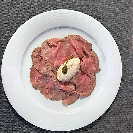 Il Grappolo D'oro 3* Monforte dʼAlba