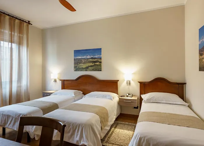 Il Grappolo D'oro Monforte dʼAlba