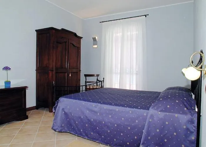 Il Grappolo D'oro Hotel Monforte dʼAlba