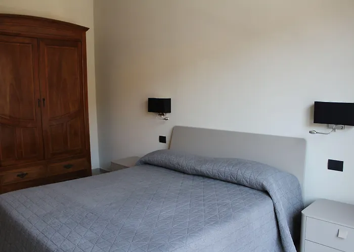 Il Grappolo D'oro Monforte dʼAlba