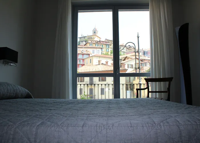 Il Grappolo D'oro 3* Monforte dʼAlba