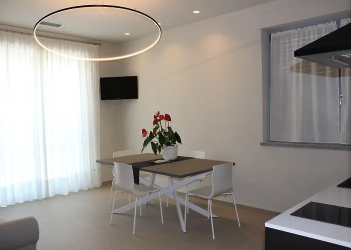 Il Grappolo D'oro ホテル 3*