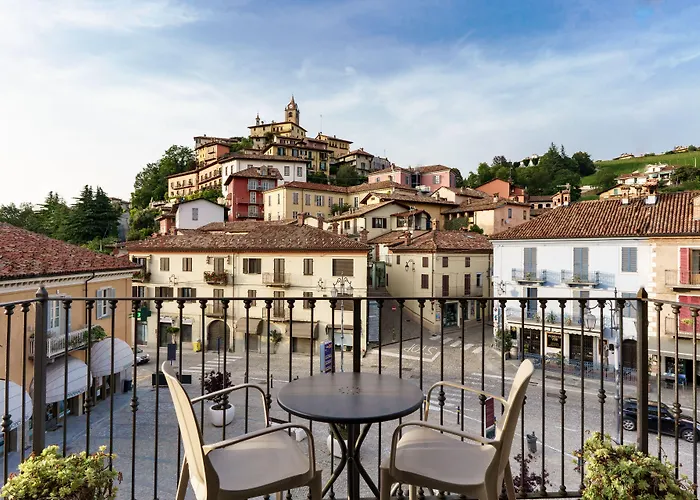 Il Grappolo D'oro Monforte dʼAlba