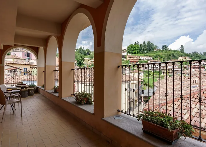 Il Grappolo D'oro Hotel Monforte dʼAlba